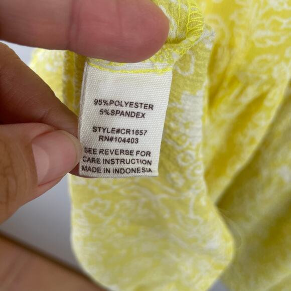 By the River Kaylee Flutter Sleeve Floral Midi Dress Yellow Size Large textured - Picture 12 of 15